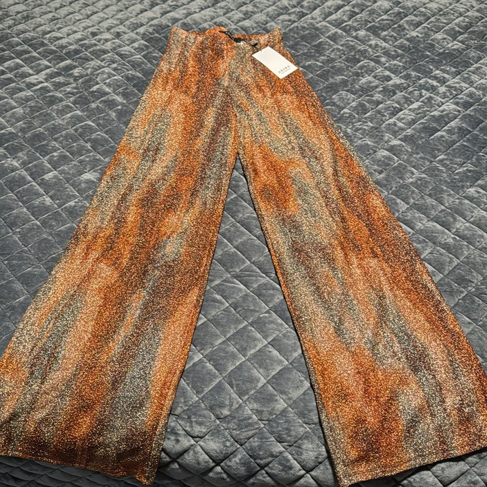 AKIRA “Too Hot to Care” Pants